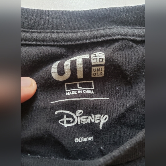 Mens Uniqlo x Disney Mickey Tee - Picture 3 of 4